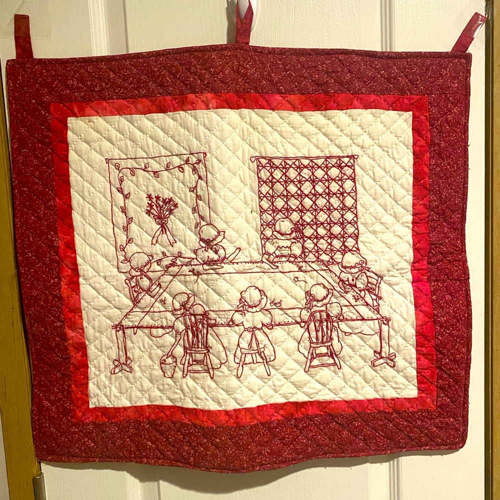 Handmade hand quilted wall hanging.
